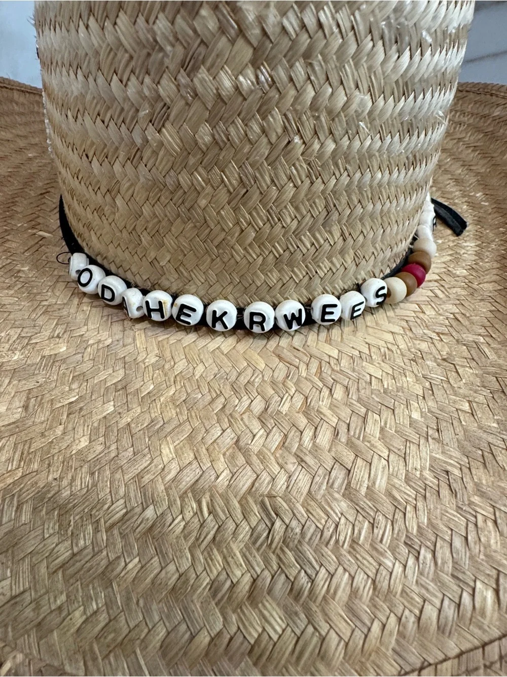 Texas hat Company Straw Cowboy Hat Oodahekrwees Tribe Beaded Thunderbird  7 1/8